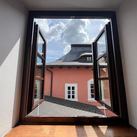 Nevinne Apartmany Kolin Exterior photo